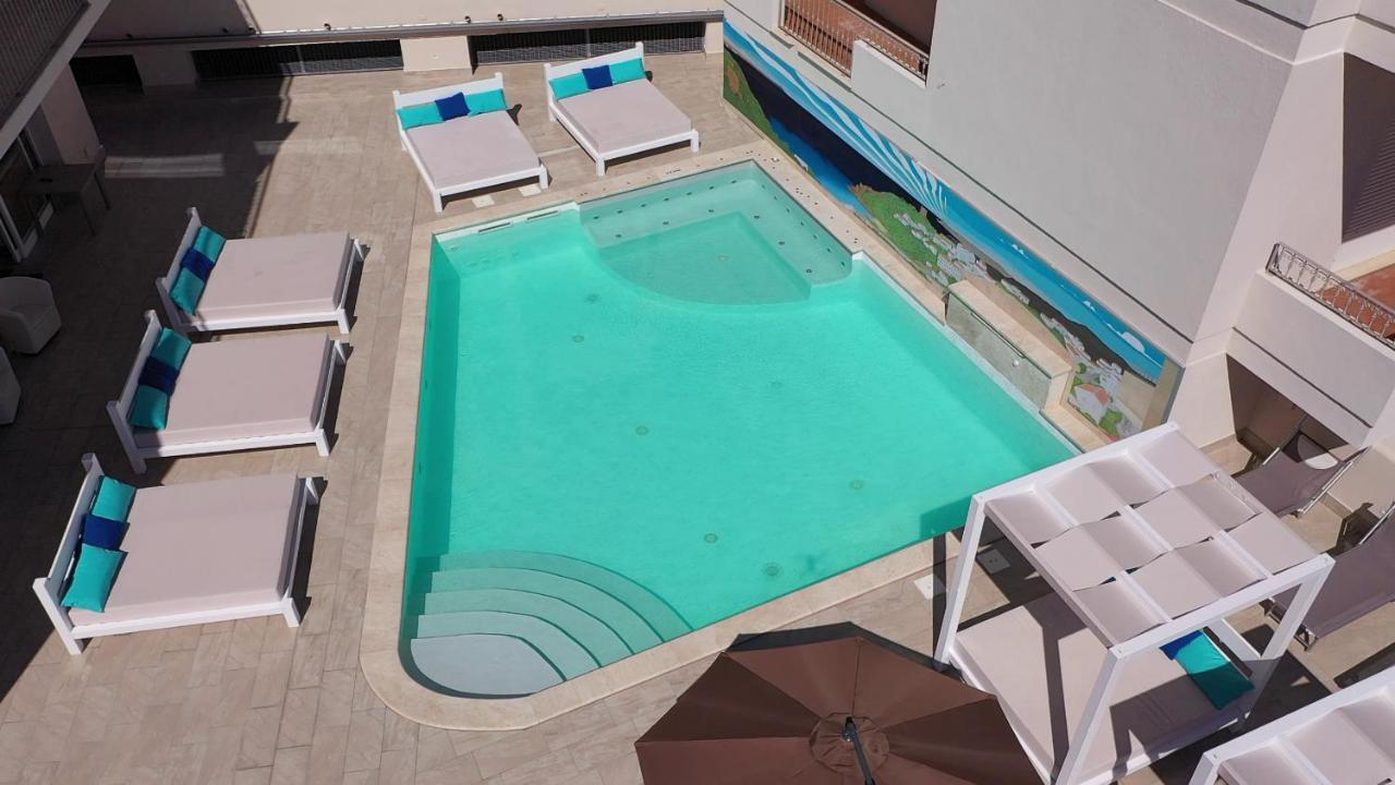 Hotel La Contessa Santa Teresa Gallura Eksteriør billede