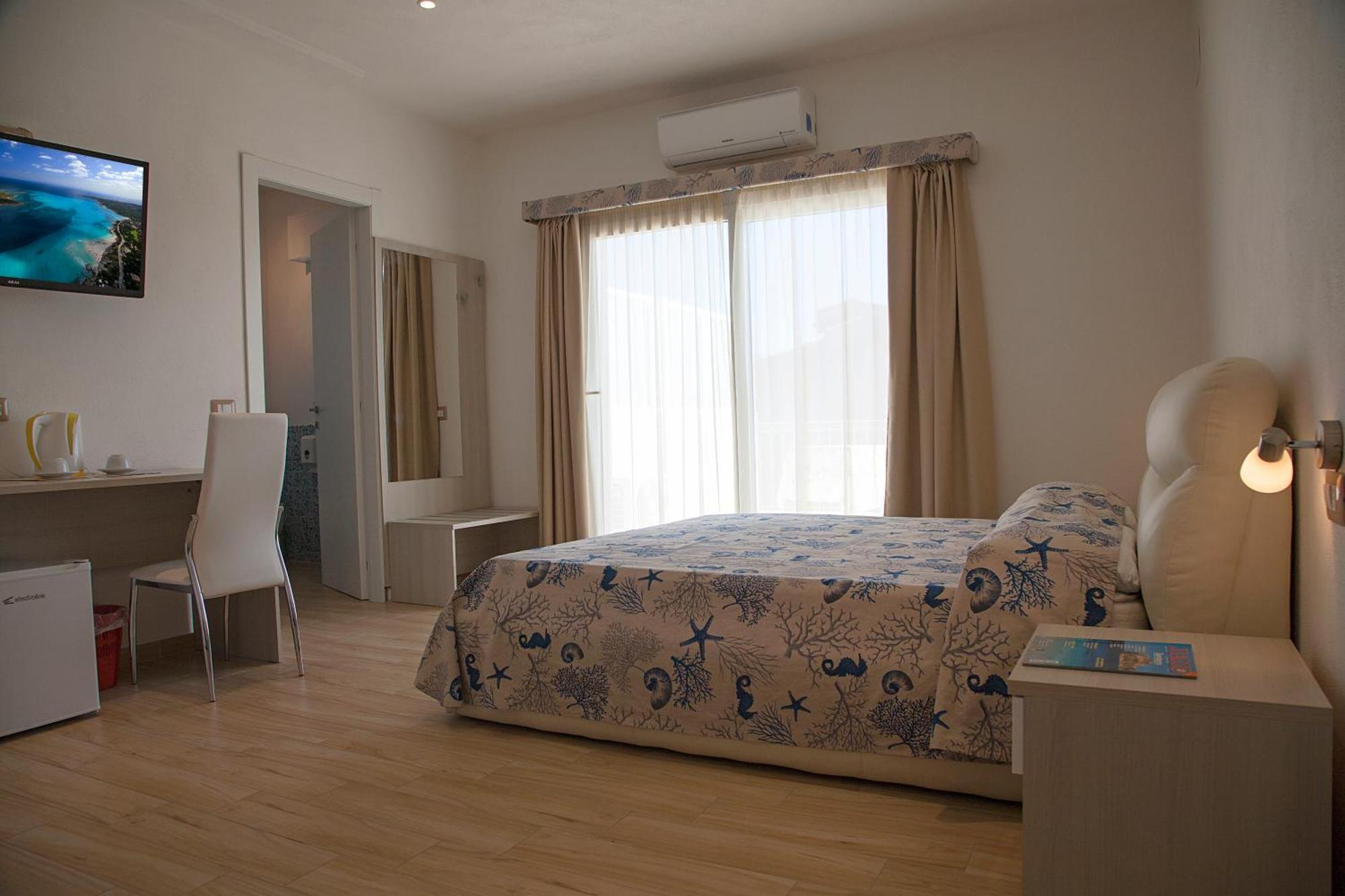 Hotel La Contessa Santa Teresa Gallura Eksteriør billede