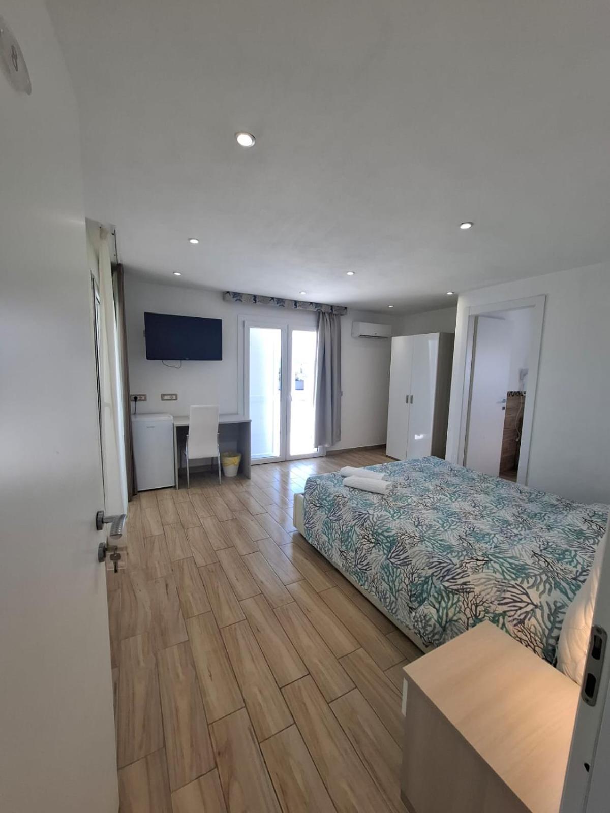 Hotel La Contessa Santa Teresa Gallura Eksteriør billede