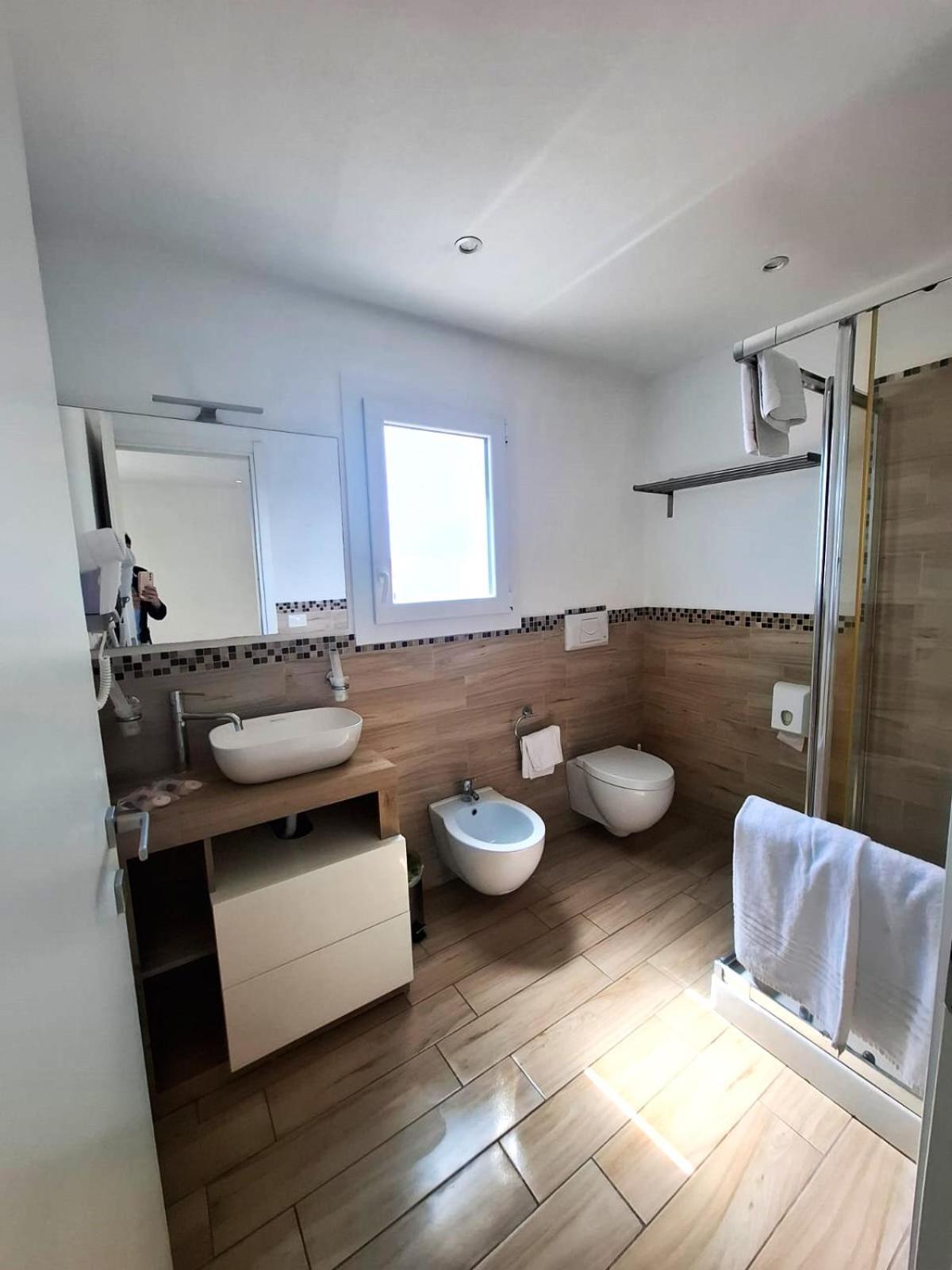 Hotel La Contessa Santa Teresa Gallura Eksteriør billede