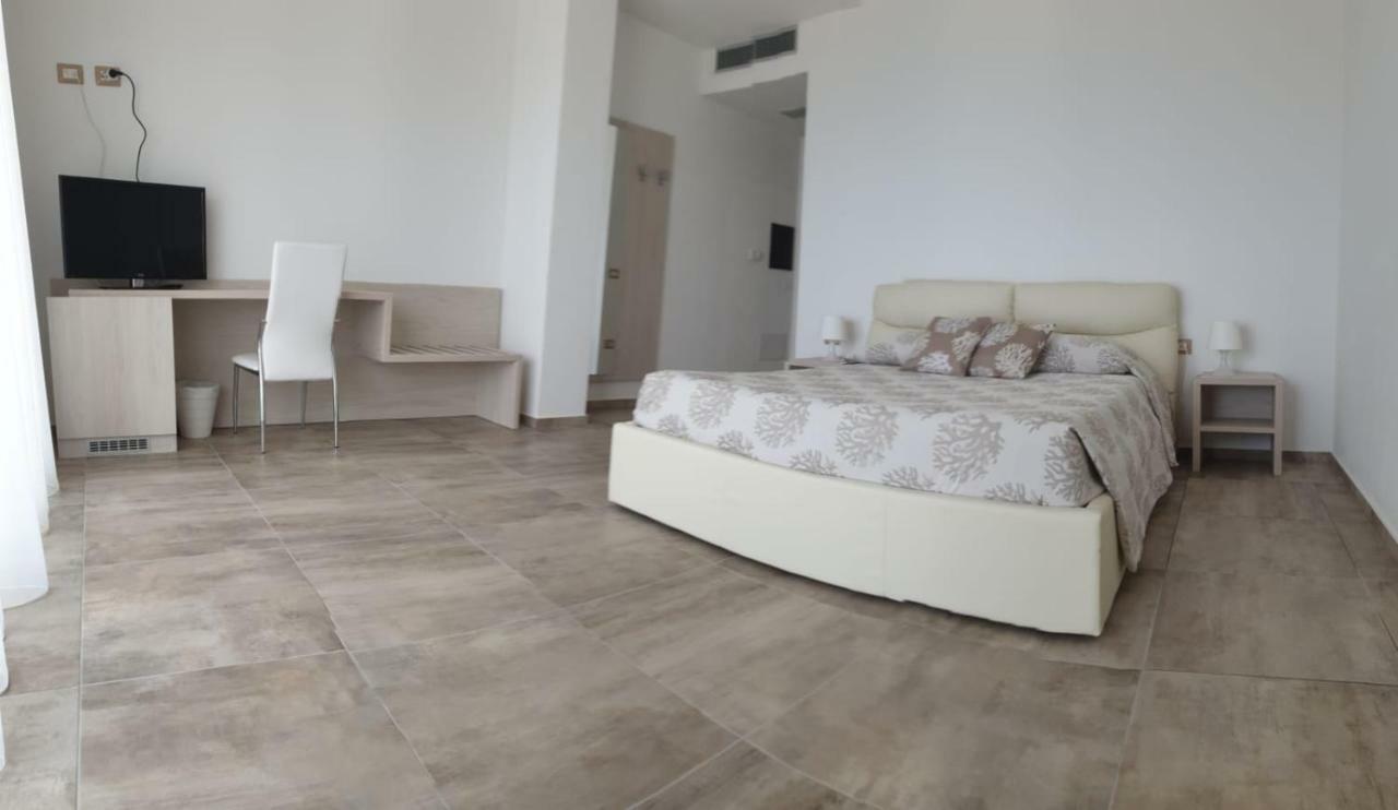 Hotel La Contessa Santa Teresa Gallura Eksteriør billede
