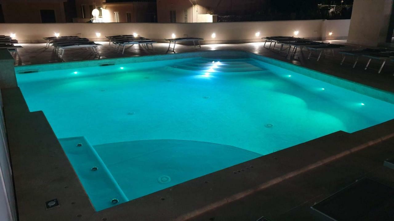 Hotel La Contessa Santa Teresa Gallura Eksteriør billede
