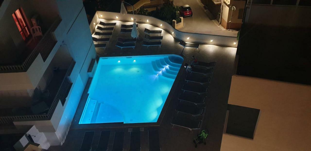 Hotel La Contessa Santa Teresa Gallura Eksteriør billede