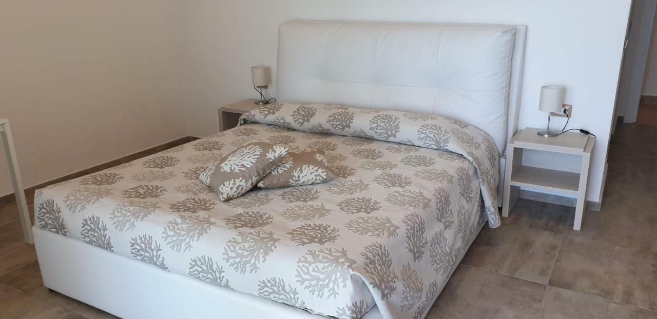 Hotel La Contessa Santa Teresa Gallura Eksteriør billede